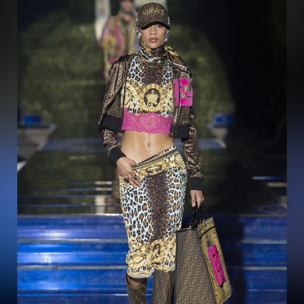 NWT Versace FENDI collab Size 40 RUNWAY FENDACE CROP $1500 TOP SOLD OUT RARE